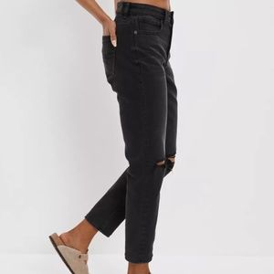 American Eagle Stretch Ripped Mom Jean